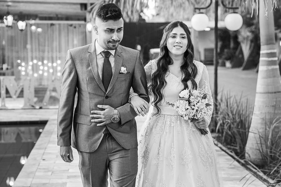 CERIMÔNIA DE CASAMENTO EM MEIO A PANDEMIA DO COVID 19 CORONAVIRUS REALIZADA NA CHÁCARA DE LAZER PRAISNER EM SAO DOMINGOS PARANA A CERIMONIA FOI LINDA E EMOCIONANTE COM MUITOS SORRISOS E LAGRIMAS COM A CELEBRACAO DO JUIZ DE PAZ OSVALDO JR