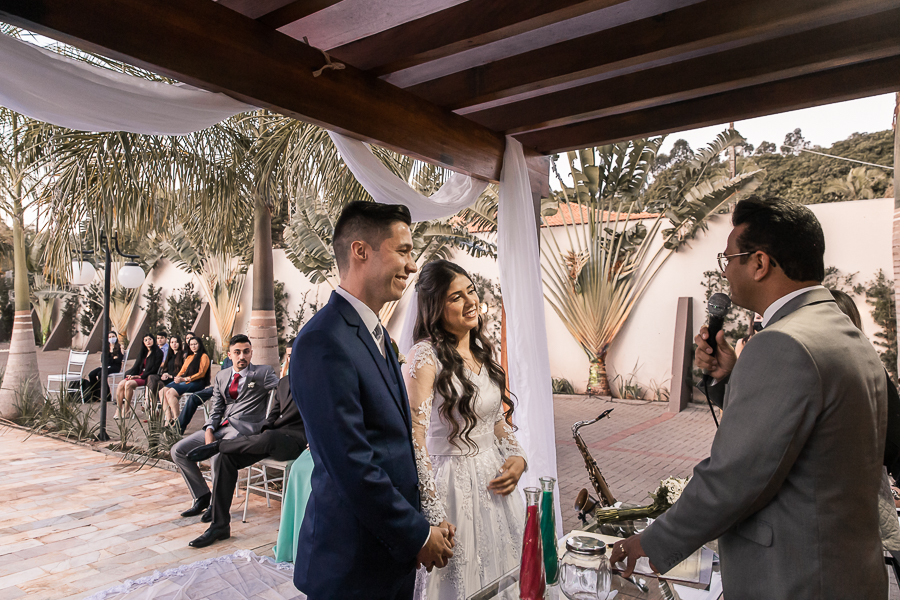 CERIMÔNIA DE CASAMENTO EM MEIO A PANDEMIA DO COVID 19 CORONAVIRUS REALIZADA NA CHÁCARA DE LAZER PRAISNER EM SAO DOMINGOS PARANA A CERIMONIA FOI LINDA E EMOCIONANTE COM MUITOS SORRISOS E LAGRIMAS COM A CELEBRACAO DO JUIZ DE PAZ OSVALDO JR