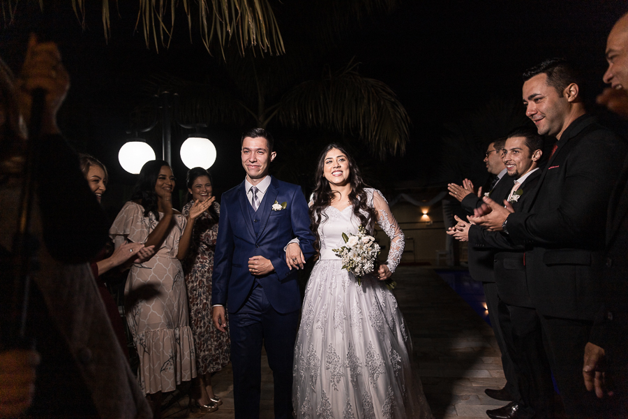 CERIMÔNIA DE CASAMENTO EM MEIO A PANDEMIA DO COVID 19 CORONAVIRUS REALIZADA NA CHÁCARA DE LAZER PRAISNER EM SAO DOMINGOS PARANA A CERIMONIA FOI LINDA E EMOCIONANTE COM MUITOS SORRISOS E LAGRIMAS COM A CELEBRACAO DO JUIZ DE PAZ OSVALDO JR