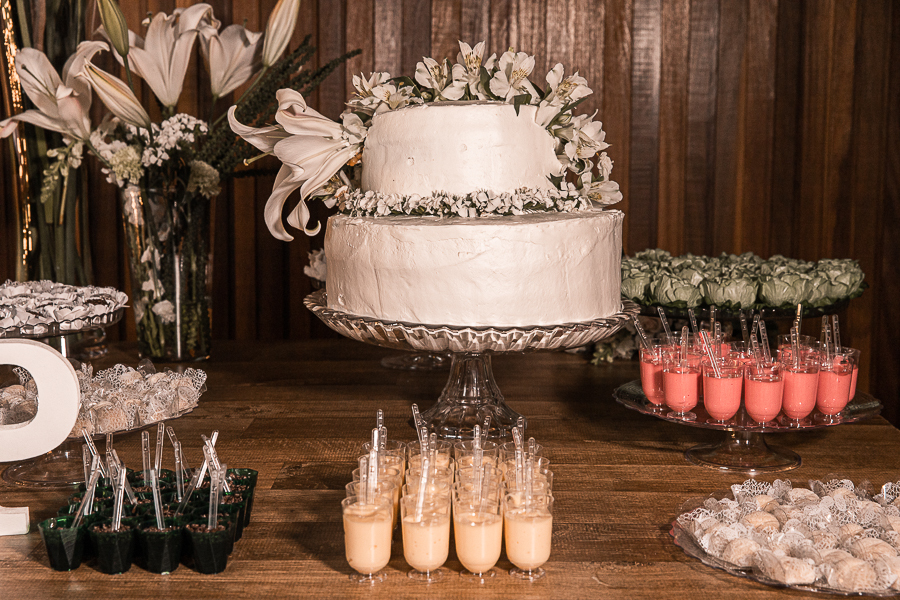 CERIMÔNIA DE CASAMENTO EM MEIO A PANDEMIA DO COVID 19 CORONAVIRUS REALIZADA NA CHÁCARA DE LAZER PRAISNER EM SAO DOMINGOS PARANA A CERIMONIA FOI LINDA E EMOCIONANTE COM MUITOS SORRISOS E LAGRIMAS COM A CELEBRACAO DO JUIZ DE PAZ OSVALDO JR
