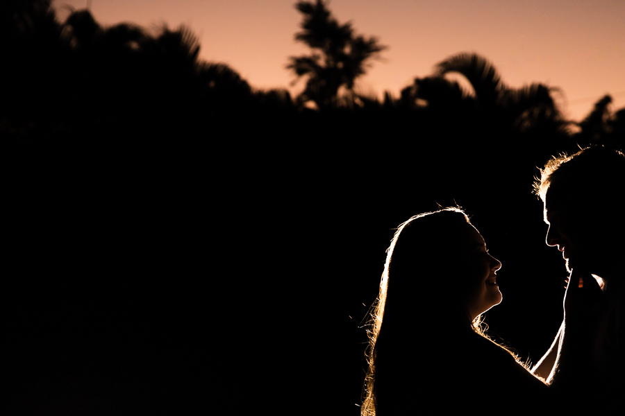 ENSAIO DE CASAL REALIZADO NO ESPAÇO NATUREZA EM MARIALVA NO PARANA FOTOGRAFO DE CASAMENTO LUCAS DREHER
