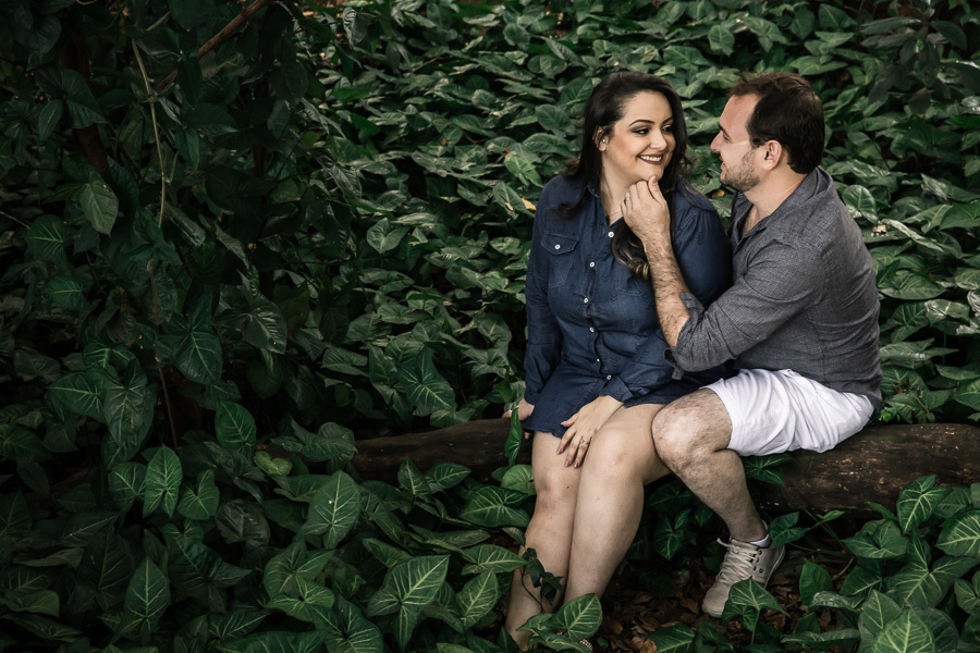 ENSAIO DE CASAL REALIZADO NO ESPAÇO NATUREZA EM MARIALVA NO PARANA FOTOGRAFO DE CASAMENTO LUCAS DREHER