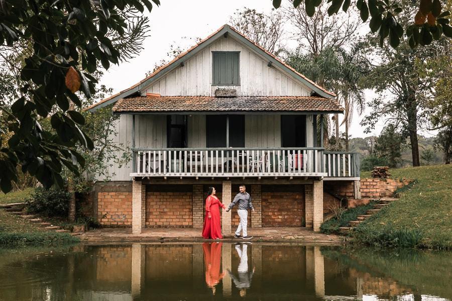 ENSAIO PRE WEDDING OU PRE CASAMENTO REALIZADO NO RECANTO PINHÃO EM TAMARANA PARANA COM O CASAL TAMYLEE E LEANDRO QUE SÃO DE JANDAIA ENSAIO REALIZADO POR LUCAS DREHER