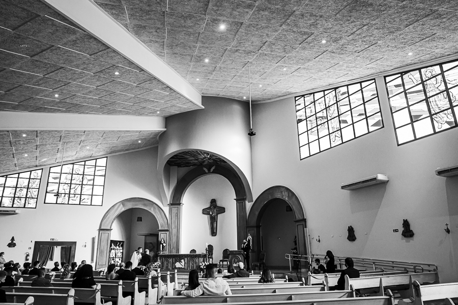 CERIMONIA DE CASAMENTO CATOLICA REALIZADA NA PAROQUIA SANTA JOAQUINA DE VEDRUNA EM MARINGA PARANA E FOTOGRAFADA POR LUCAS DREHER E ALINE DREHER, OS DOIS SÃO PROFESSORES DE HISTORIA