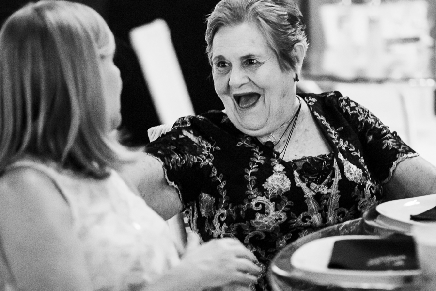 RECEPCAO DE CASAMENTO REALIZADO NO BUFFET REQUINTE PLUS EM MARINGA PARANA E FOTOGRAFADA POR LUCAS DREHER E ALINE DREHER, OS DOIS SÃO PROFESSORES DE HISTORIA