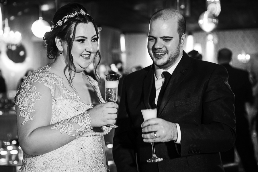 RECEPCAO DE CASAMENTO REALIZADO NO BUFFET REQUINTE PLUS EM MARINGA PARANA E FOTOGRAFADA POR LUCAS DREHER E ALINE DREHER, OS DOIS SÃO PROFESSORES DE HISTORIA
