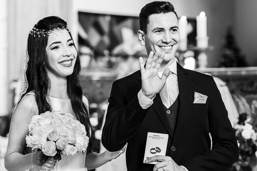 CASAMENTO CATOLICO REALIZADO DURANTE A PANDEMIA DO COVID 19 NA PAROQUIA SANTA JOAQUINA DE VEDRUNA EM MARINGA NO PARANA FOTOGRAFADOS POR LUCAS DREHER E ALINE DREHER