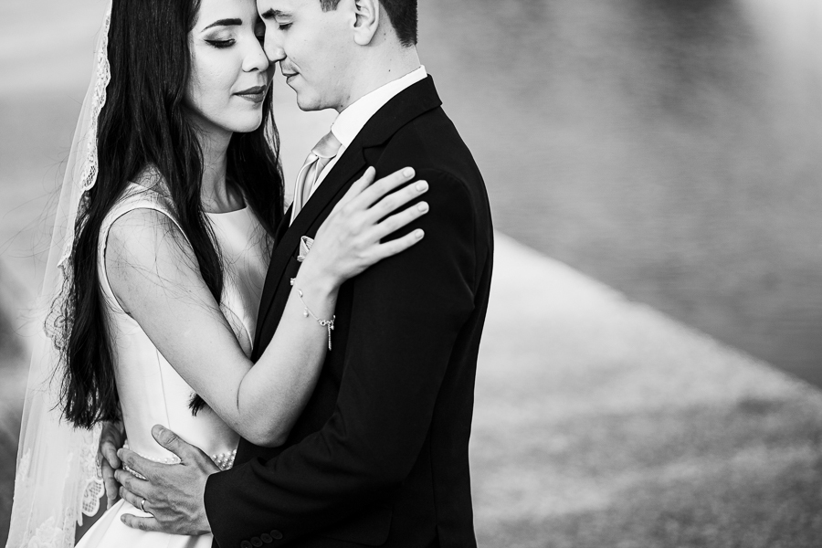 ENSAIO POS CASAMENTO CATOLICO REALIZADO DURANTE A PANDEMIA DO COVID 19 NA PAROQUIA NOSSA SENHORA DA GLORIA A CATEDRAL DE MARINGA NO PARANA FOTOGRAFADOS POR LUCAS DREHER E ALINE DREHER