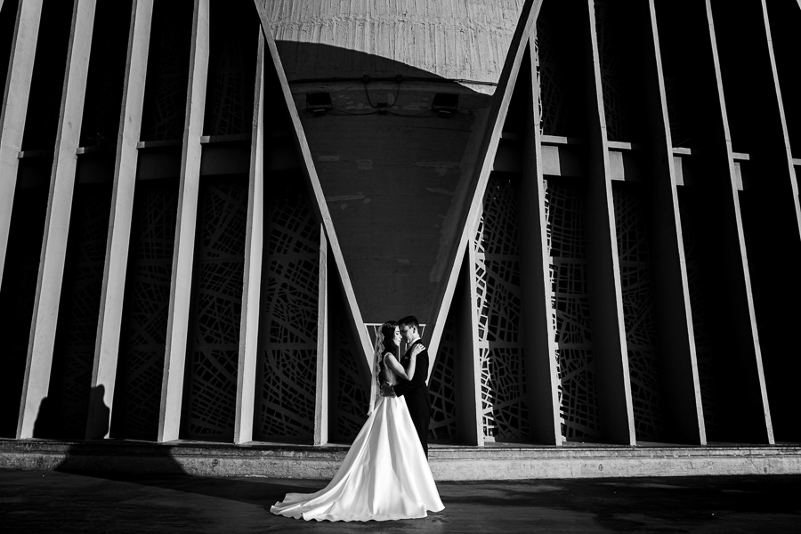 ENSAIO POS CASAMENTO CATOLICO REALIZADO DURANTE A PANDEMIA DO COVID 19 NA PAROQUIA NOSSA SENHORA DA GLORIA A CATEDRAL DE MARINGA NO PARANA FOTOGRAFADOS POR LUCAS DREHER E ALINE DREHER