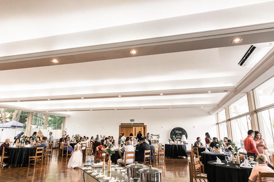 RECEPCAO DE CONVIDADOS DE CASAMENTO CATOLICO REALIZADO NO SALAO DE FESTAS DA AABB EM MARINGA NO PARANA