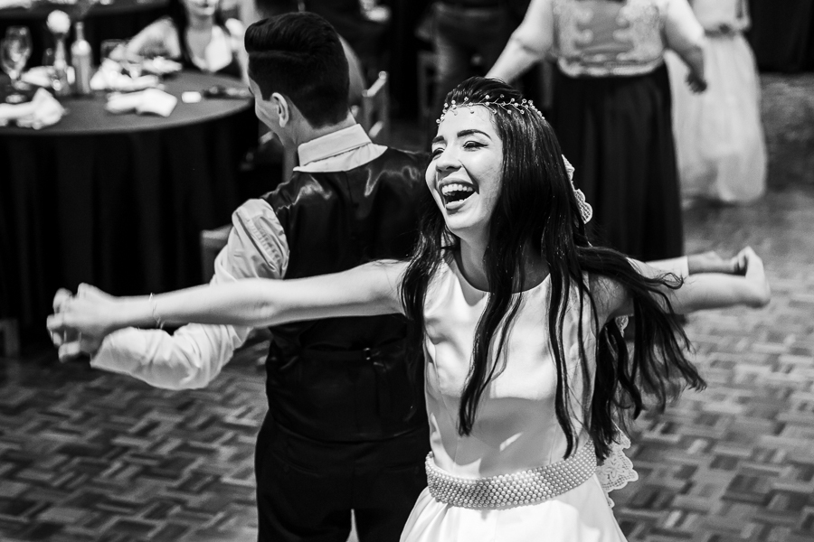 RECEPCAO DE CONVIDADOS DE CASAMENTO CATOLICO REALIZADO NO SALAO DE FESTAS DA AABB EM MARINGA NO PARANA