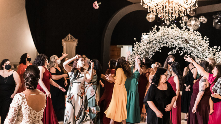 CERIMONIA E RECEPCAO DE CASAMENTO REALIZADO NO MANANCIAL EVENTOS EM SARANDI MARINGA PARANA CERIMONIA INDOOR