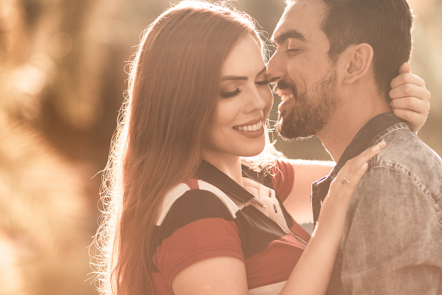 ENSAIO PRE CASAMENTO OU PRE WEDDING REALIZADO NO EDEN GARDEN FOTOGRAFIA EM MARINGA NO PARANA