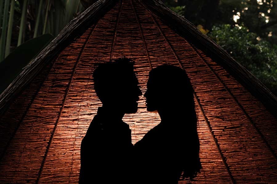 ENSAIO PRE CASAMENTO OU PRE WEDDING REALIZADO NO EDEN GARDEN FOTOGRAFIA EM MARINGA NO PARANA