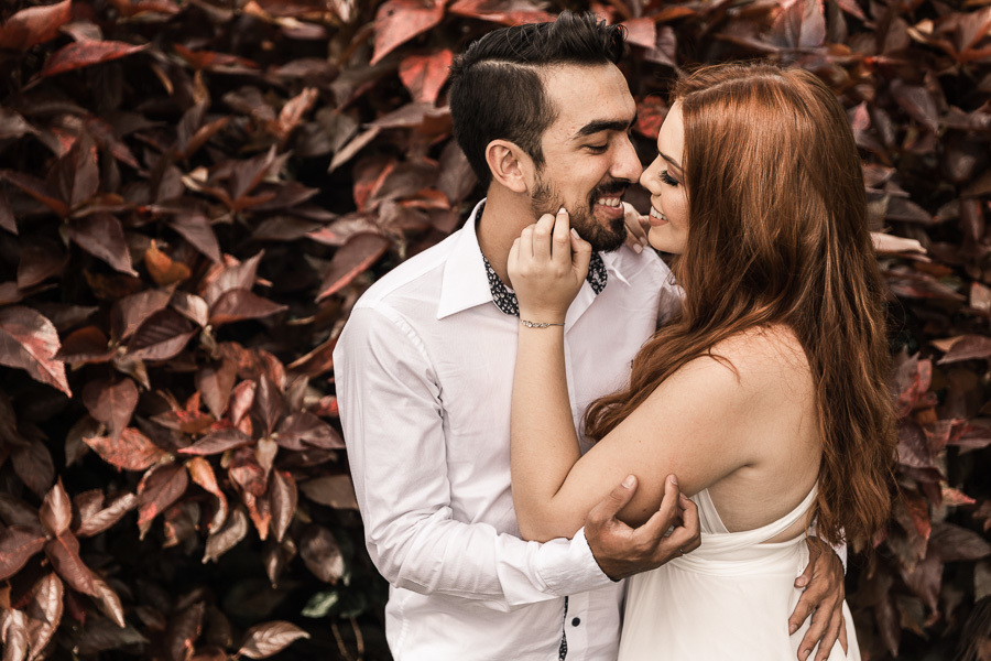 ENSAIO PRE CASAMENTO OU PRE WEDDING REALIZADO NO EDEN GARDEN FOTOGRAFIA EM MARINGA NO PARANA