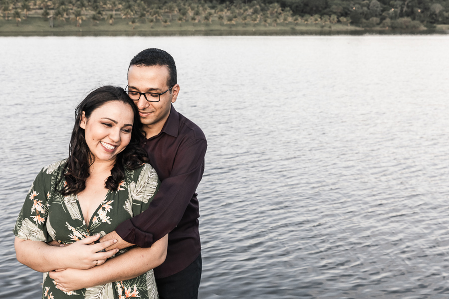 ENSAIO PRE CASAMENTO OU PRE WEDDING REALIZADO NA REPRESA SENDESKI EM IGUARACU NO PARANA ENSAIO NA FAZENDA RECANTO DAS AGUIAS