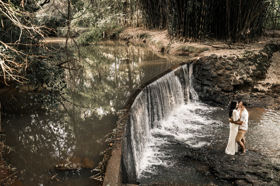 ENSAIO PRE CASAMENTO REALIZADO EM JANDAIA DO SUL PARANA NO SÍTIO ROCHEDO DA FAMILIA WITTMANN PREWEDDING NA REPRESA ROCHEDO