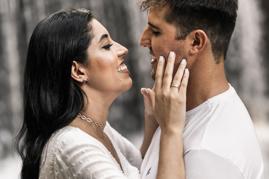 ENSAIO PRE CASAMENTO REALIZADO EM JANDAIA DO SUL PARANA NO SÍTIO ROCHEDO DA FAMILIA WITTMANN PREWEDDING NA REPRESA ROCHEDO