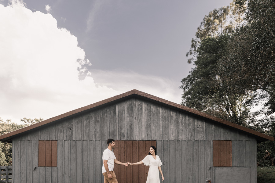 ENSAIO PRE CASAMENTO REALIZADO EM JANDAIA DO SUL PARANA NO SÍTIO ROCHEDO DA FAMILIA WITTMANN PREWEDDING NA REPRESA ROCHEDO