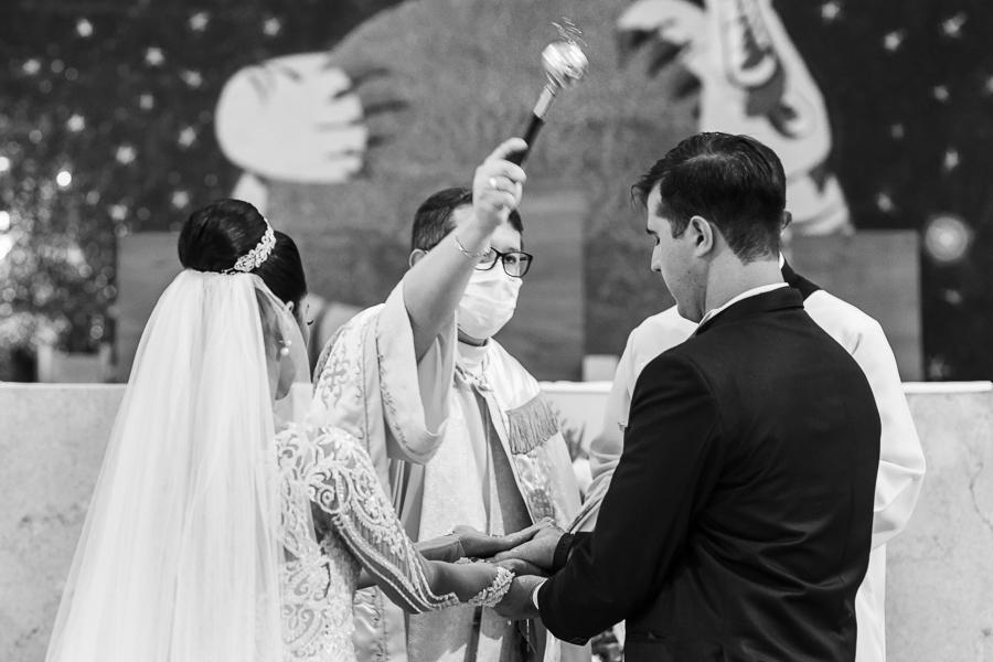 CERIMONIA DE CASAMENTO CATOLICA REALIZADO NA PAROQUIA NOSSA SENHORA APARECIDA EM MANDAGUARI PARANA E FOTOGRAFADO POR LUCAS DREHER E ALINE DREHER