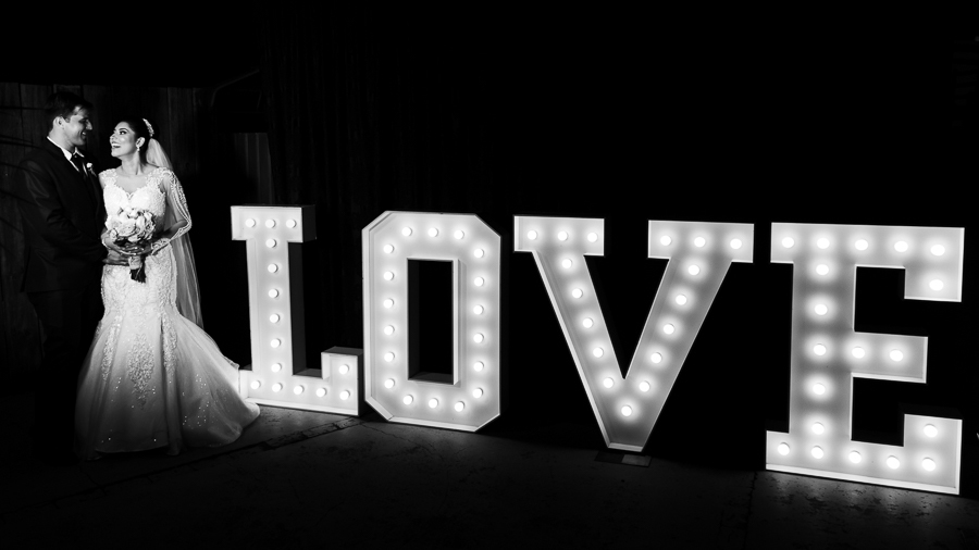 ENSAIO DOS NOIVOS POS CERIMONIA REALIZADO NO PARQUE DA PEDREIRA EM MANDAGUARI PARANA E FOTOGRAFADO POR LUCAS DREHER E ALINE DREHER