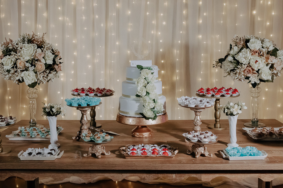 RECEPCAO DE CONVIDADOS DE CASAMENTO REALIZADO NO PARQUE DA PEDREIRA EM MANDAGUARI PARANA E FOTOGRAFADO POR LUCAS DREHER E ALINE DREHER