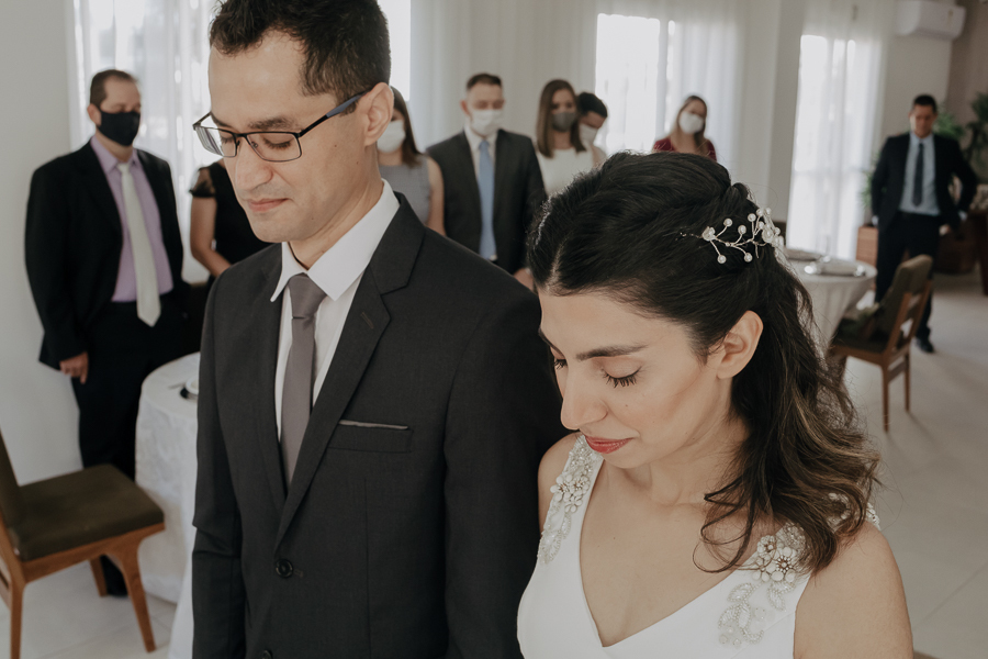CERIMONIA DE CASAMENTO EMOCIONANTE REALIZADA EM SALAO DE FESTAS EM MARINGA PARANA E FOTOGRAFADO POR LUCAS DREHER E ALINE DREHER