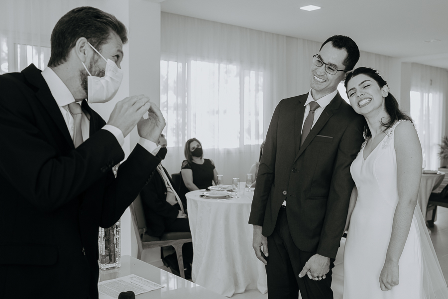 CERIMONIA DE CASAMENTO EMOCIONANTE REALIZADA EM SALAO DE FESTAS EM MARINGA PARANA E FOTOGRAFADO POR LUCAS DREHER E ALINE DREHER