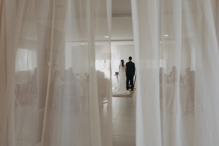 CERIMONIA DE CASAMENTO EMOCIONANTE REALIZADA EM SALAO DE FESTAS EM MARINGA PARANA E FOTOGRAFADO POR LUCAS DREHER E ALINE DREHER
