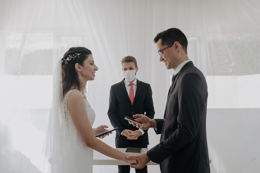 CERIMONIA DE CASAMENTO EMOCIONANTE REALIZADA EM SALAO DE FESTAS EM MARINGA PARANA E FOTOGRAFADO POR LUCAS DREHER E ALINE DREHER