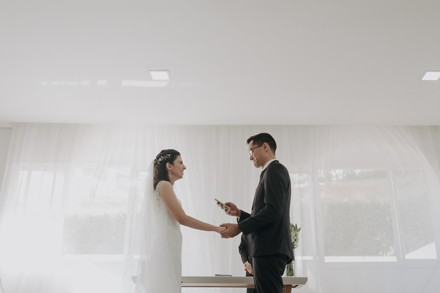 CERIMONIA DE CASAMENTO EMOCIONANTE REALIZADA EM SALAO DE FESTAS EM MARINGA PARANA E FOTOGRAFADO POR LUCAS DREHER E ALINE DREHER