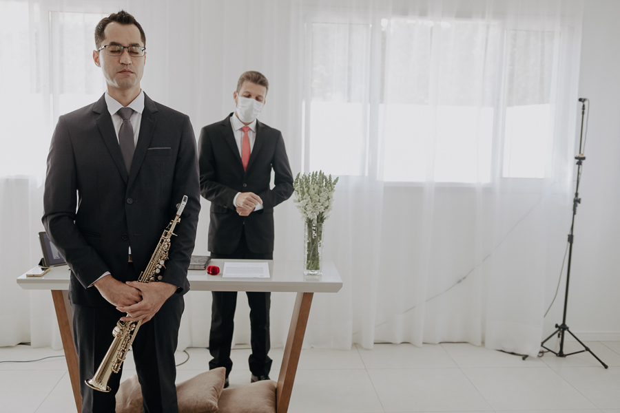 CERIMONIA DE CASAMENTO EMOCIONANTE REALIZADA EM SALAO DE FESTAS EM MARINGA PARANA E FOTOGRAFADO POR LUCAS DREHER E ALINE DREHER