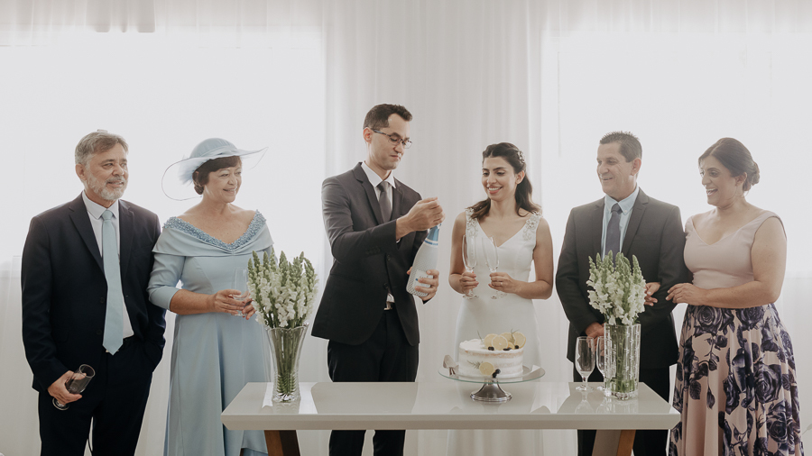 RECEPCAO DE CONVIDADOS DE CASAMENTO REALIZADO EM SALAO DE FESTAS EM MARINGA PARANA E FOTOGRAFADO POR LUCAS E ALINE DRHEER