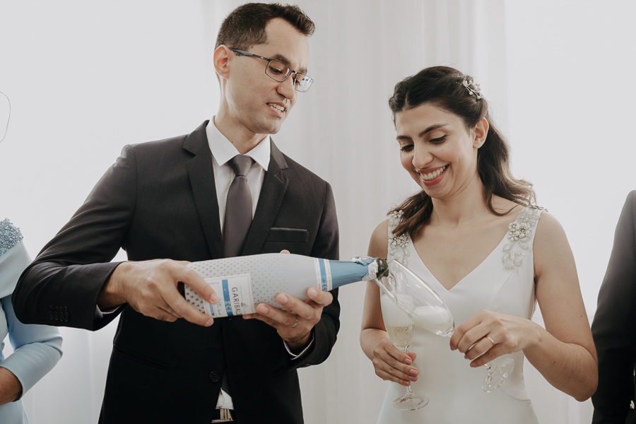 RECEPCAO DE CONVIDADOS DE CASAMENTO REALIZADO EM SALAO DE FESTAS EM MARINGA PARANA E FOTOGRAFADO POR LUCAS E ALINE DRHEER