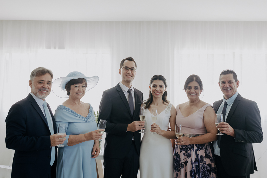 RECEPCAO DE CONVIDADOS DE CASAMENTO REALIZADO EM SALAO DE FESTAS EM MARINGA PARANA E FOTOGRAFADO POR LUCAS E ALINE DRHEER