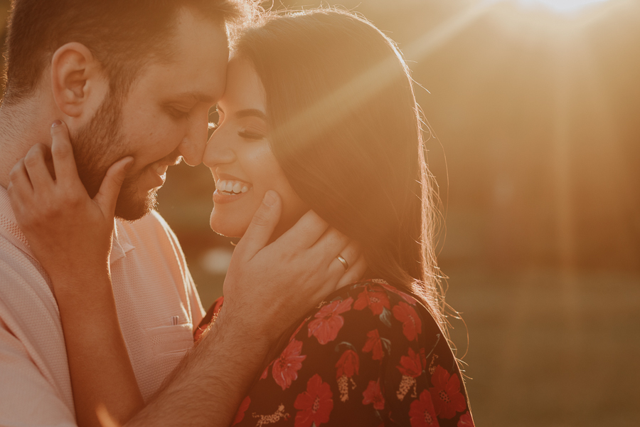 ENSAIO PRE CASAMENTO DA ANA E DO JOAO REALIZADO NO RECANTO PINHAO EM TAMARANA PARANA E FOTOGRAFADO POR LUCAS E ALINE DREHER