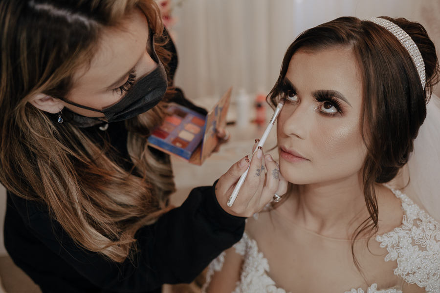 LINDO MAKING OF DA NOIVA REALIZADO NO STUDIO MICHELLY PALMA EM MARINGÁ NO PARANA E FOTOGRAFADO POR LUCAS DREHER E ALINE DREHER