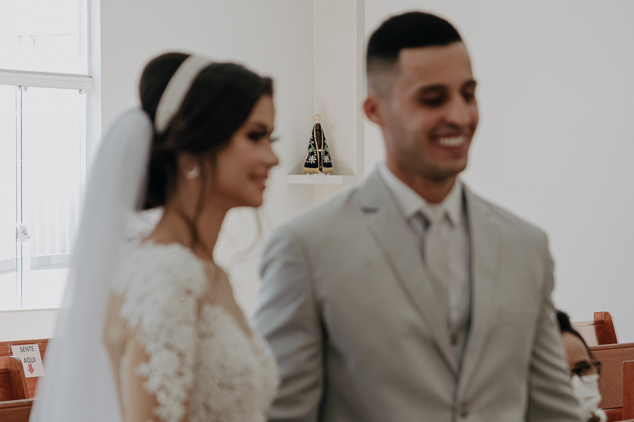 LINDO CASAMENTO COM CERIMÔNIA CATÓLICA REALIZADO NA CAPELA JOÃO PAULO SEGUNDO EM SARANDI NO PARANA E FOTOGRAFADO POR LUCAS DREHER E ALINE DREHER