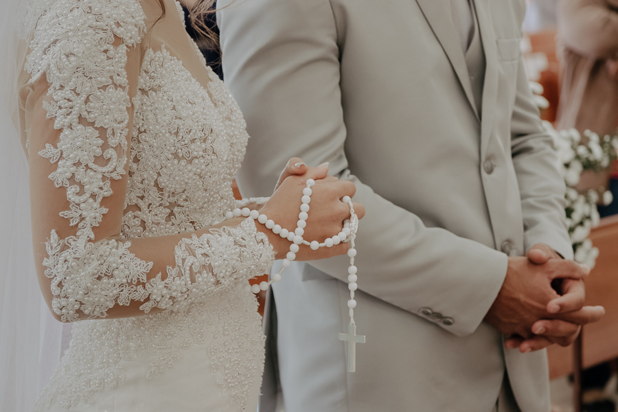LINDO CASAMENTO COM CERIMÔNIA CATÓLICA REALIZADO NA CAPELA JOÃO PAULO SEGUNDO EM SARANDI NO PARANA E FOTOGRAFADO POR LUCAS DREHER E ALINE DREHER