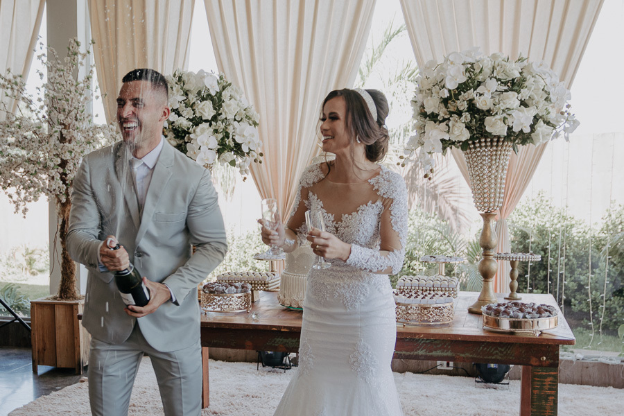 FESTA RECEPÇÃO DE CASAMENTO REALIZADO NO MANANCIAL EVENTOS DO VALE AZUL EM SARANDI NO PARANÁ E FOTOGRAFADO POR LUCAS DREHER E ALINE DREHER