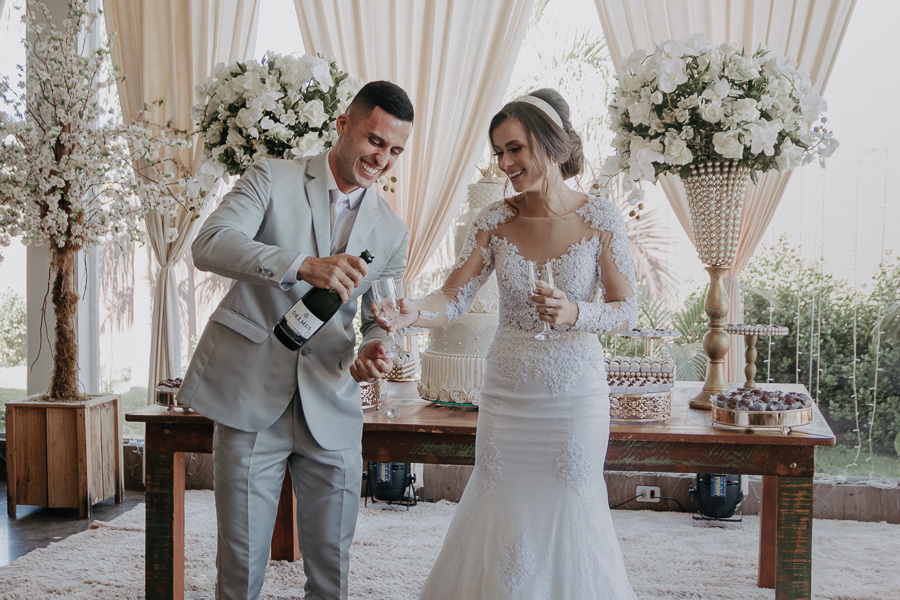 FESTA RECEPÇÃO DE CASAMENTO REALIZADO NO MANANCIAL EVENTOS DO VALE AZUL EM SARANDI NO PARANÁ E FOTOGRAFADO POR LUCAS DREHER E ALINE DREHER