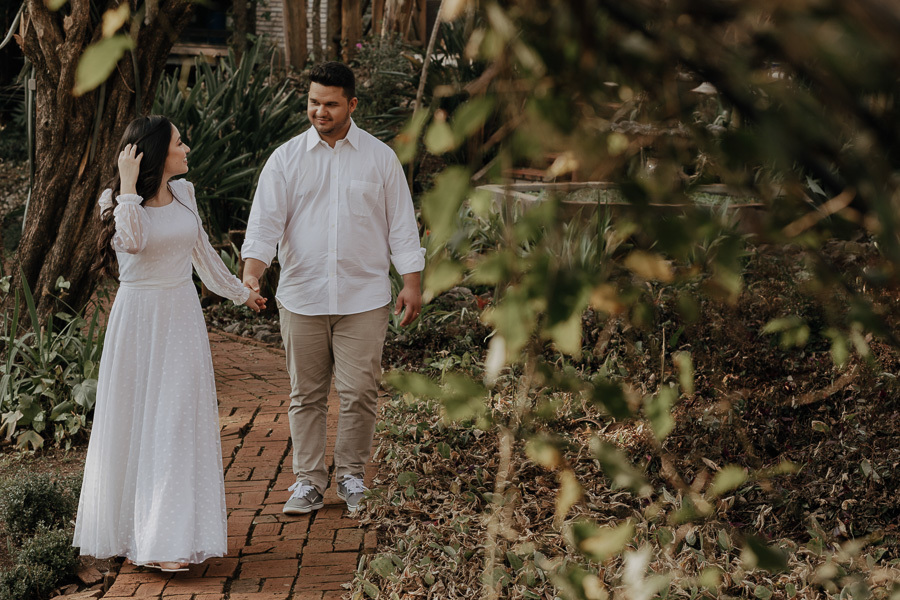 ENSAIO DE CASAL REALIZADO NO RECANTO PARAISO EM MARINGA NO PARANA E FOTOGRAFADO POR LUCAS DREHER