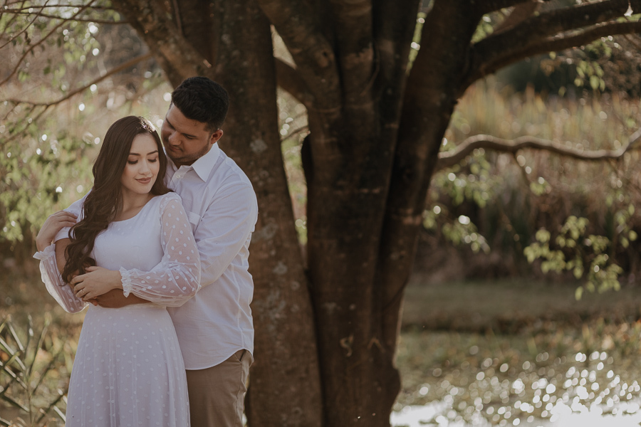 ENSAIO DE CASAL REALIZADO NO RECANTO PARAISO EM MARINGA NO PARANA E FOTOGRAFADO POR LUCAS DREHER