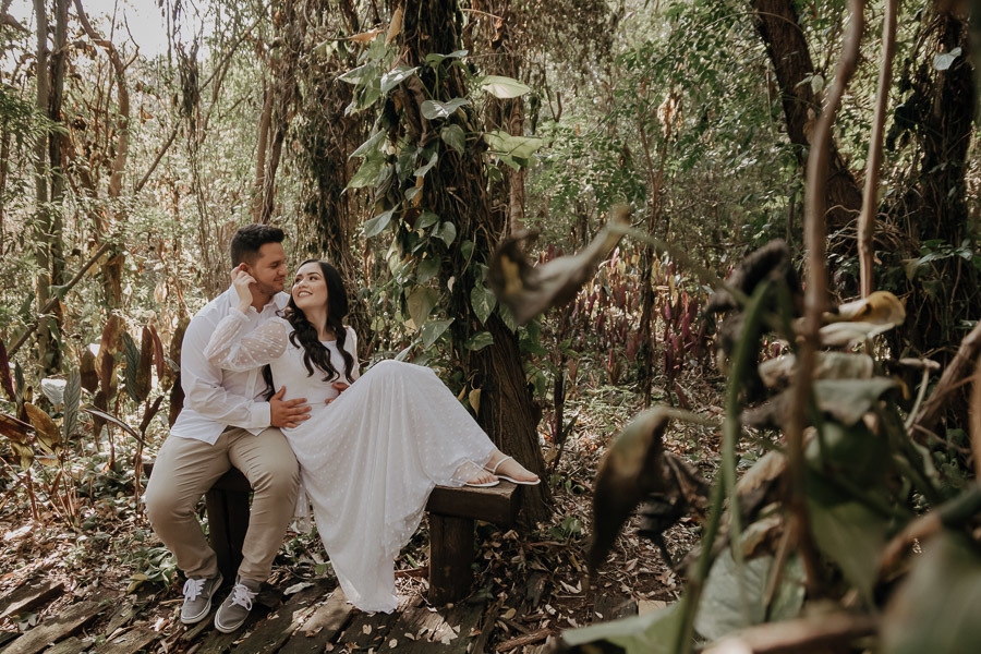 ENSAIO DE CASAL REALIZADO NO RECANTO PARAISO EM MARINGA NO PARANA E FOTOGRAFADO POR LUCAS DREHER