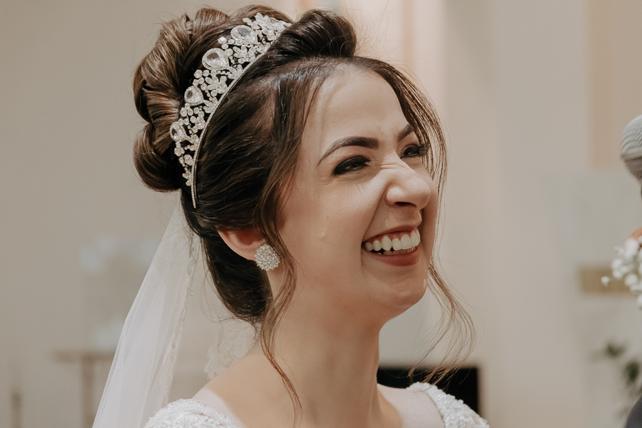 CERIMONIA CATÓLICA REALIZADA NA PARÓQUIA NOSSA SENHORA DO CARAVAGGIO EM CAMPO MOURAO PARANA E FOTOGRAFADO POR LUCAS DREHER E ALINE DREHER