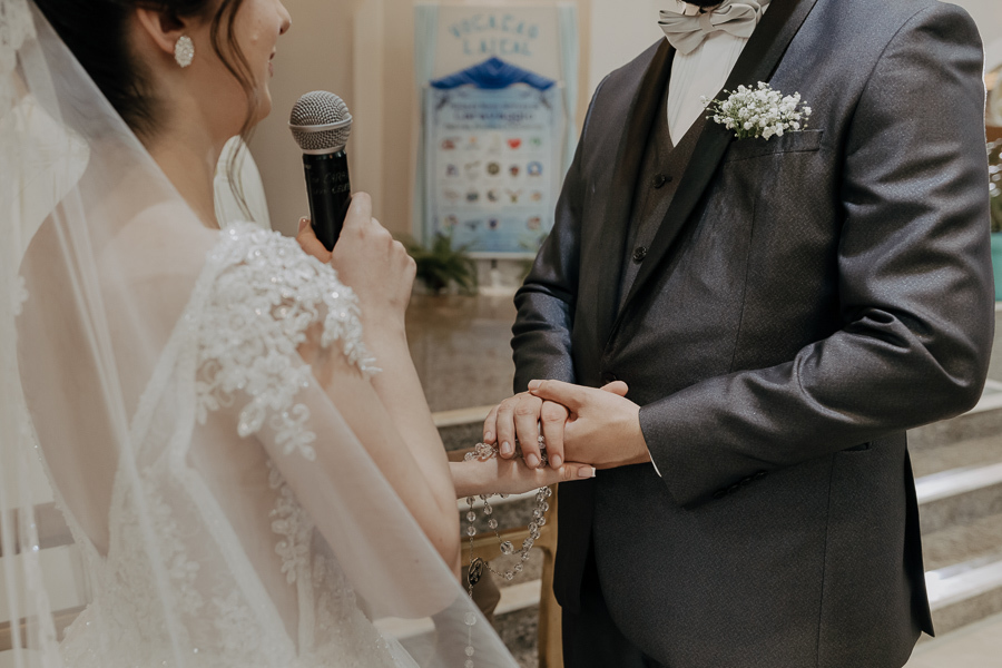 CERIMONIA CATÓLICA REALIZADA NA PARÓQUIA NOSSA SENHORA DO CARAVAGGIO EM CAMPO MOURAO PARANA E FOTOGRAFADO POR LUCAS DREHER E ALINE DREHER