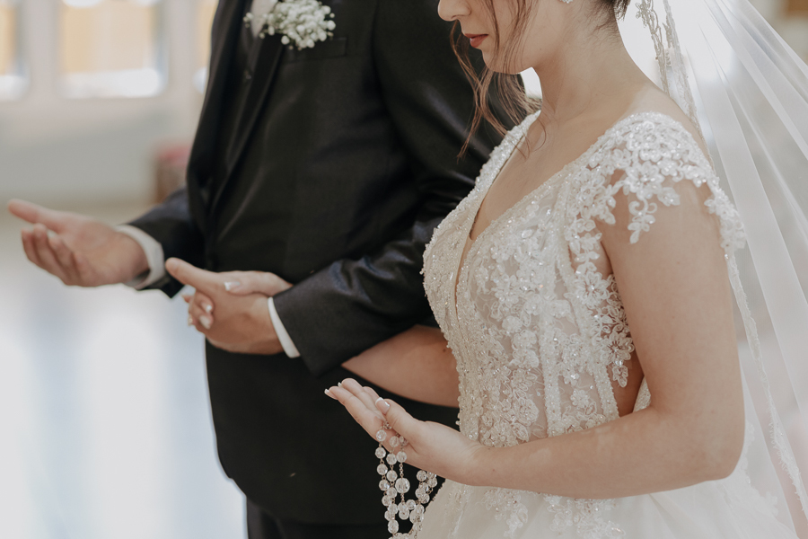 CERIMONIA CATÓLICA REALIZADA NA PARÓQUIA NOSSA SENHORA DO CARAVAGGIO EM CAMPO MOURAO PARANA E FOTOGRAFADO POR LUCAS DREHER E ALINE DREHER