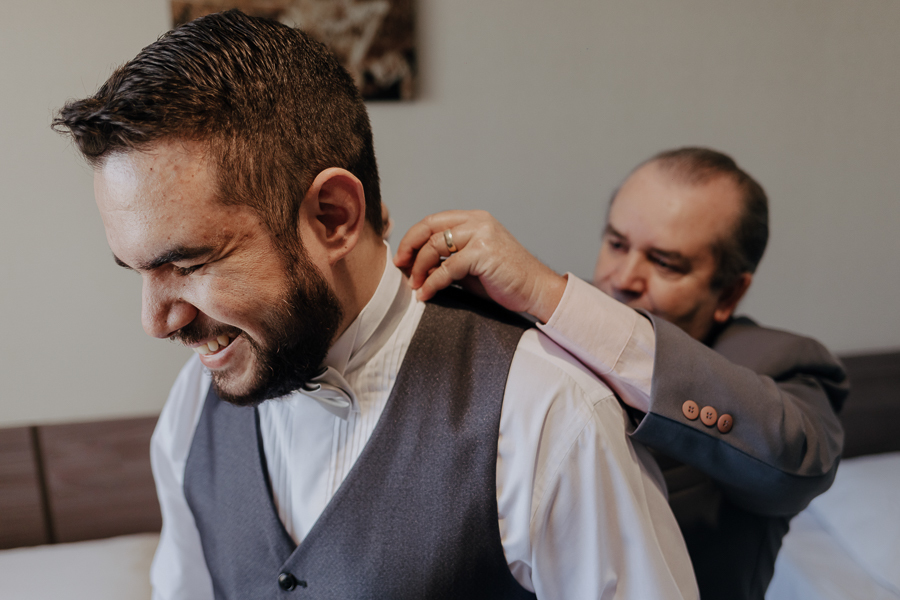 MAKING OF NOIVO EM CAMPO MOURAO BARBEARIA WOLF CASAMENTO CATOLICO
