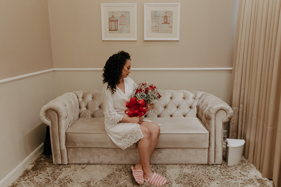 MAKING OF DA NOIVA GEISI REALIZADO NO STUDIO ELAISA CAMILO EM MARINGA NO PARANA E FOTOGRAFADO POR ALINE DREHER