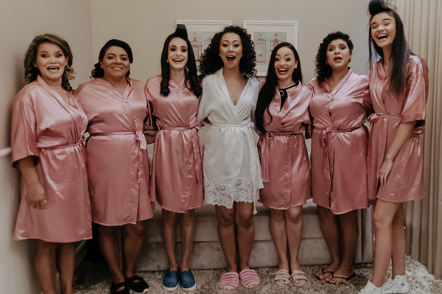 MAKING OF DA NOIVA GEISI REALIZADO NO STUDIO ELAISA CAMILO EM MARINGA NO PARANA E FOTOGRAFADO POR ALINE DREHER